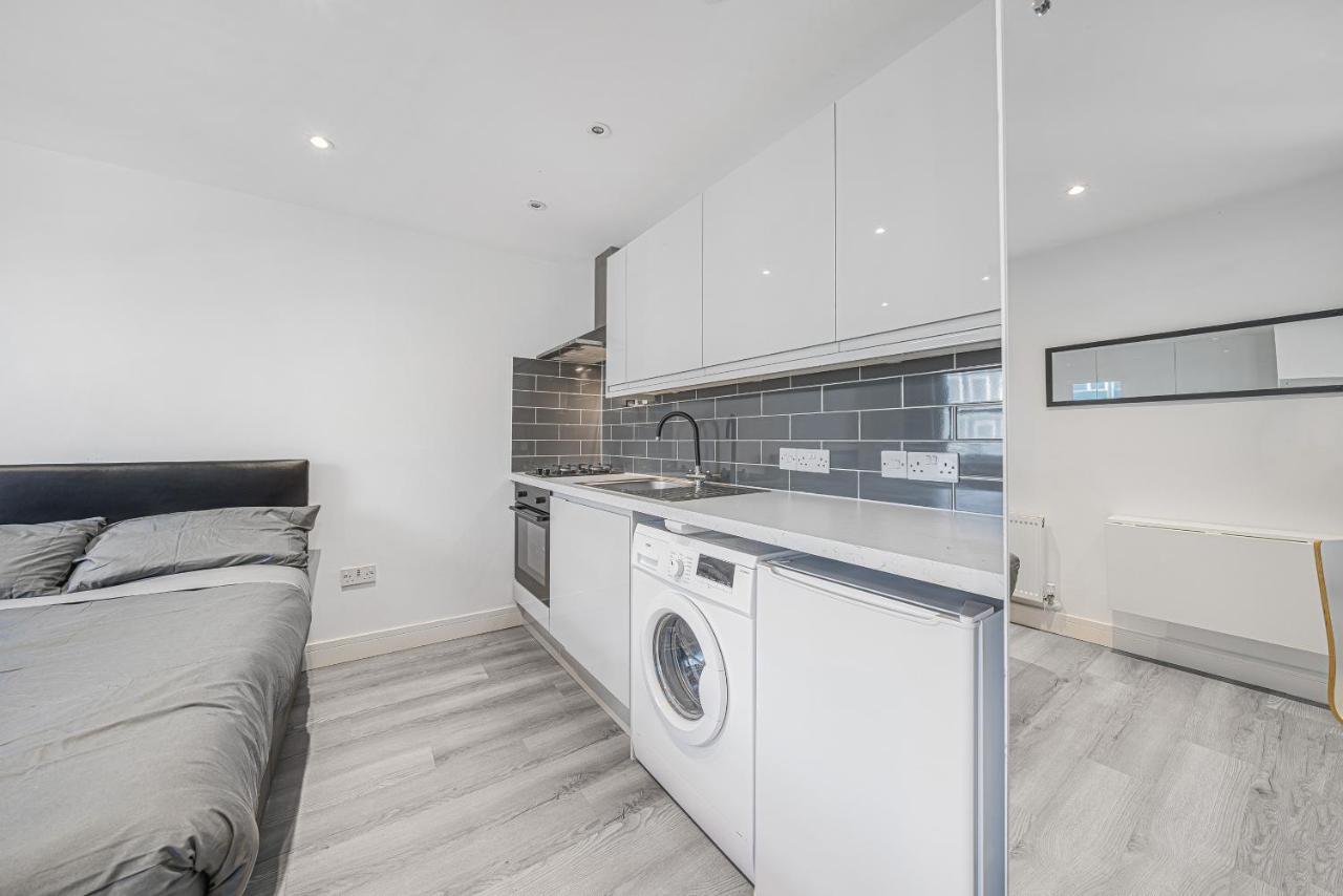 Top Floor Studio In Camberwell London Exterior photo